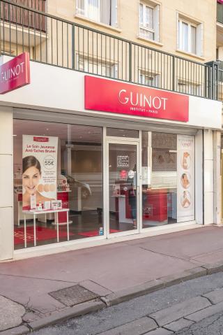 Salon de Manucure Institut Guinot 0