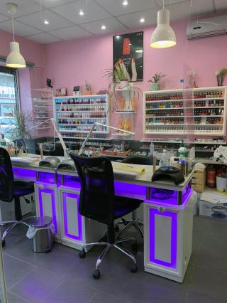 Salon de Manucure Nails Paradis 0