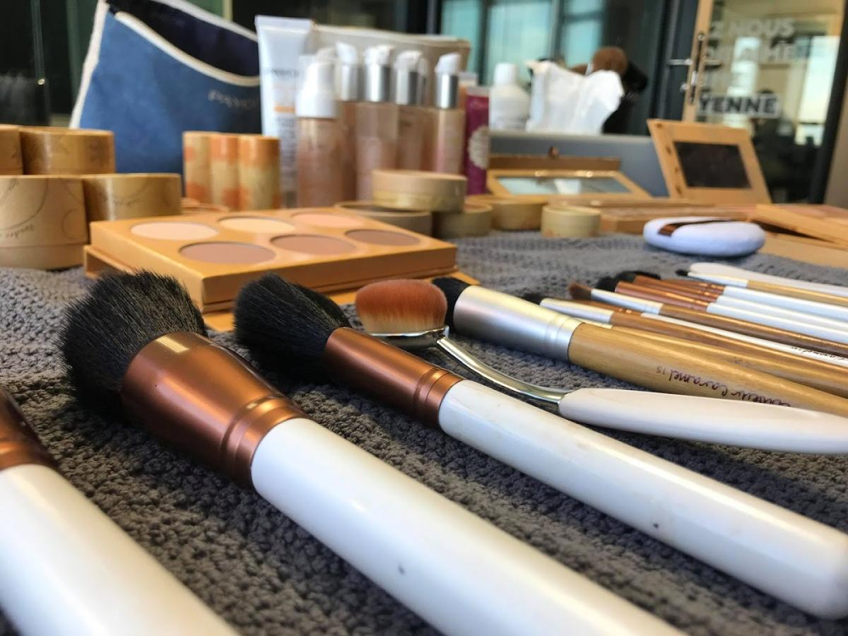 A.L'INSTITUT - Institut de beauté et maquilleuse à Laval