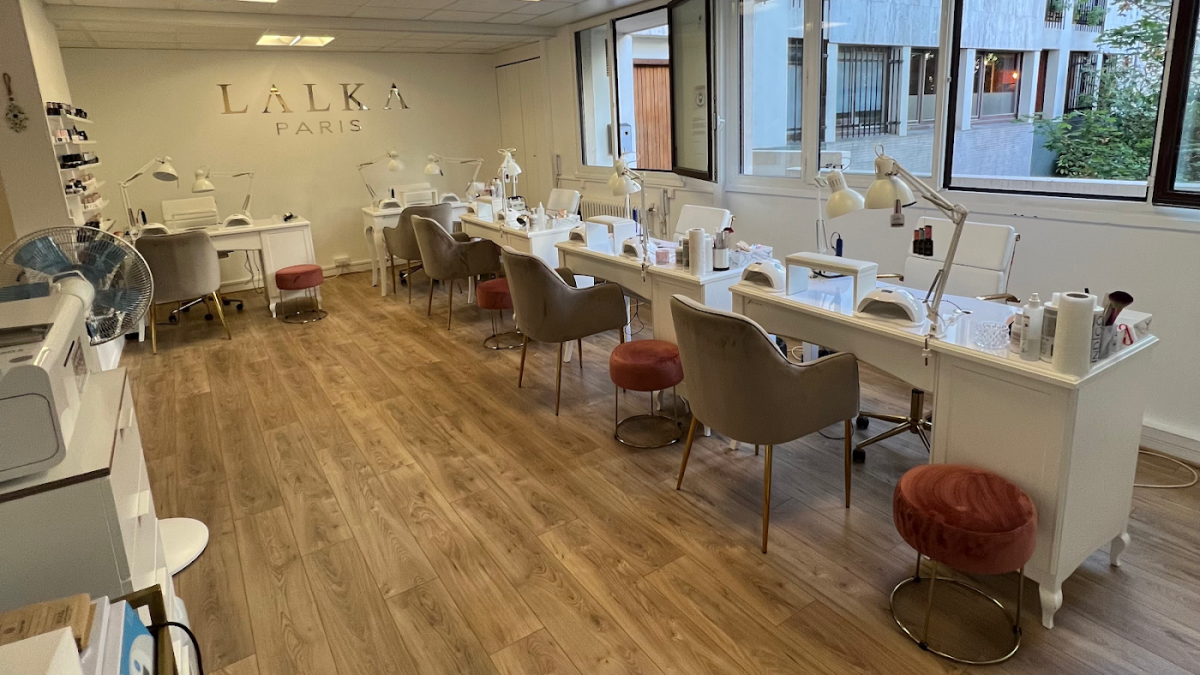 Lalka Paris, manucure russe, extensions de cils, détatouage, soin, Thuya Professional Line, Zola cosmetics, Lovely Lashes