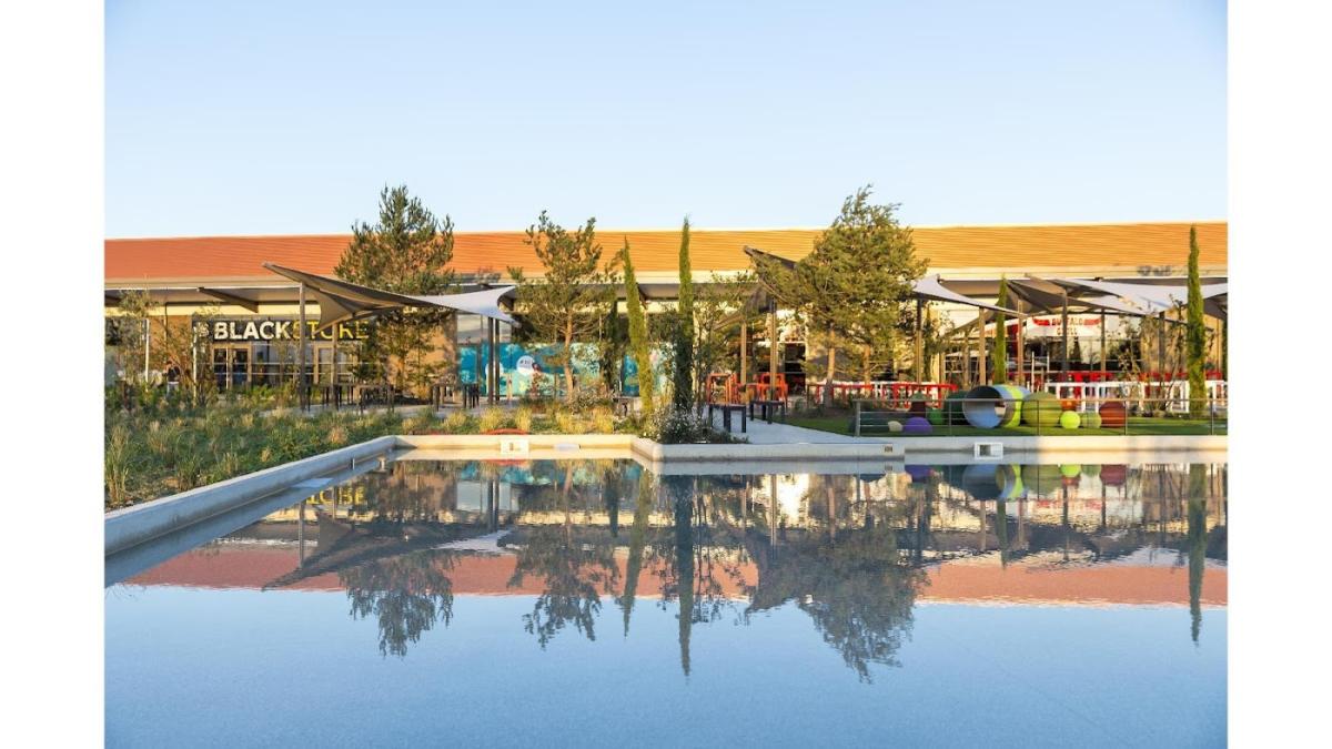 Parc Saint Paul _ Centre Commercial