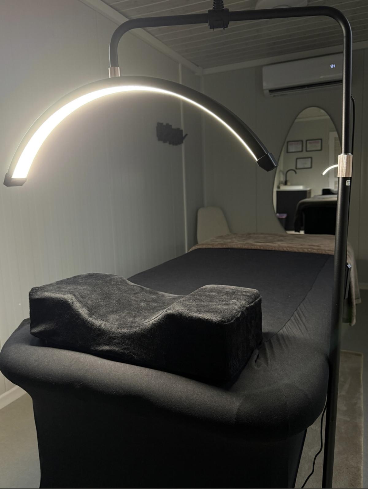 MG Beauty - CIL • BROWLIFT • STRASS, BLANCHIMENT DENTAIRE - Salon de Manucure à Bray-Saint-Aignan