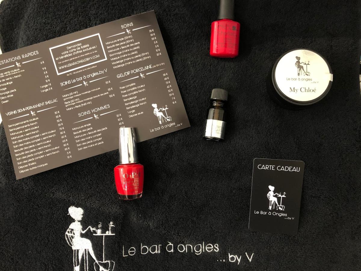 LE BAR À ONGLES…BY V