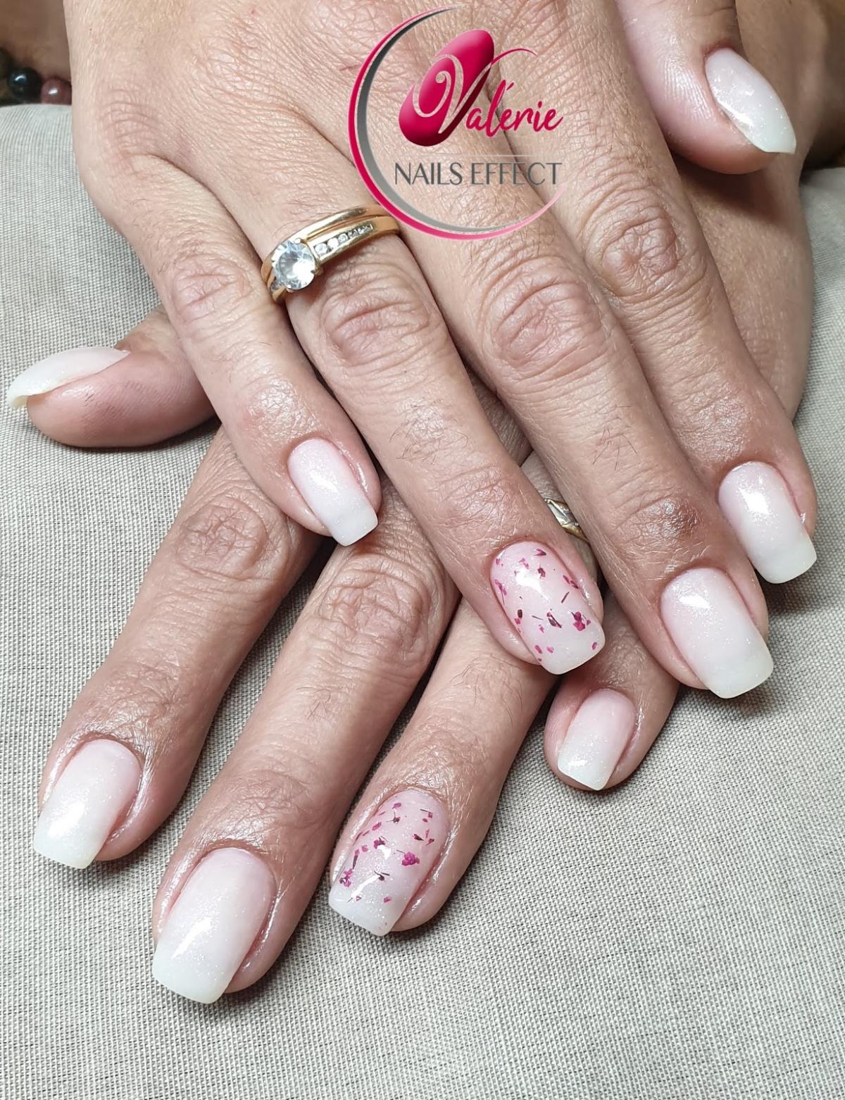 Esthetique by Valerie Nails Effect