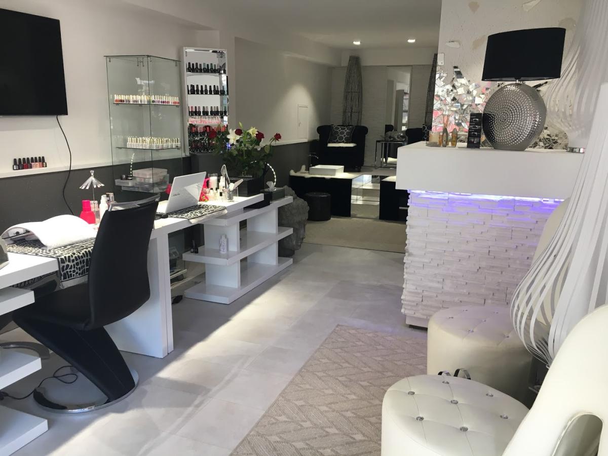 STUDIO: TATOO - DERMO - ESTHETIQUE