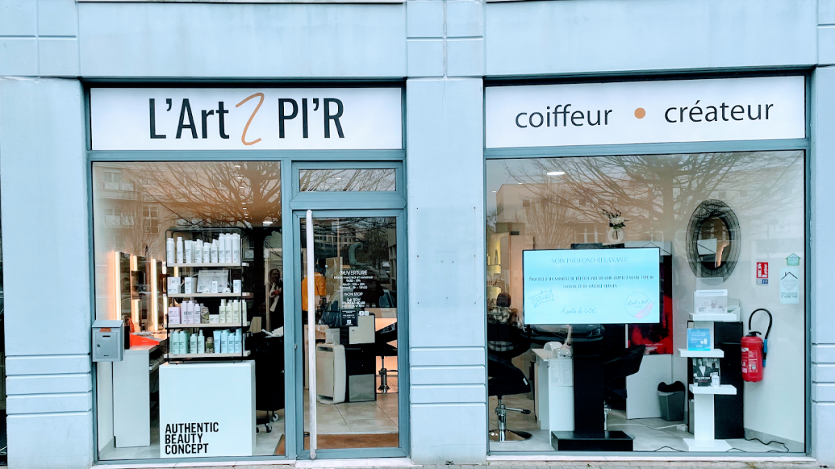 L' Esthétique By Caroline