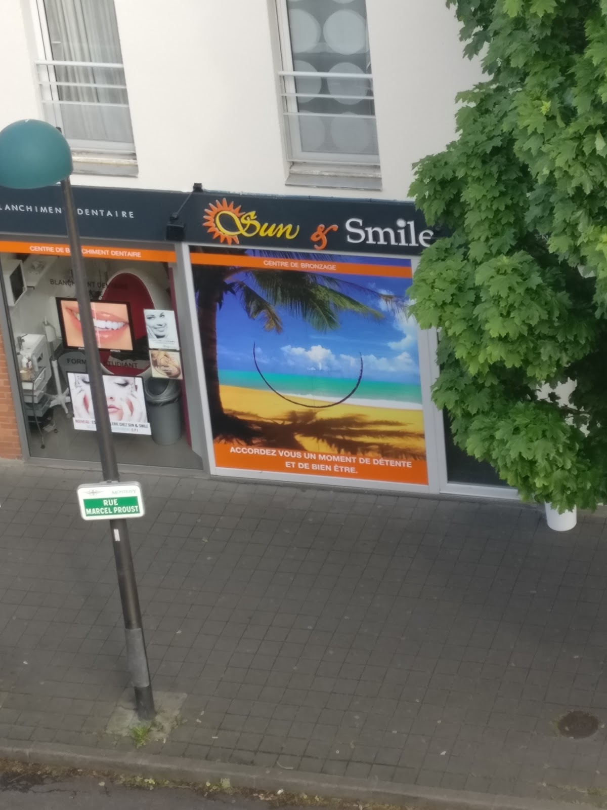 Black And White Tatoo