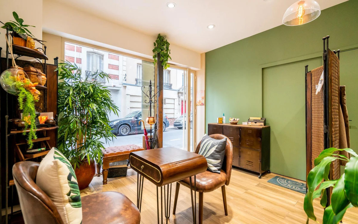 My Moment: massages, beauté des cils et des ongles sur RDV