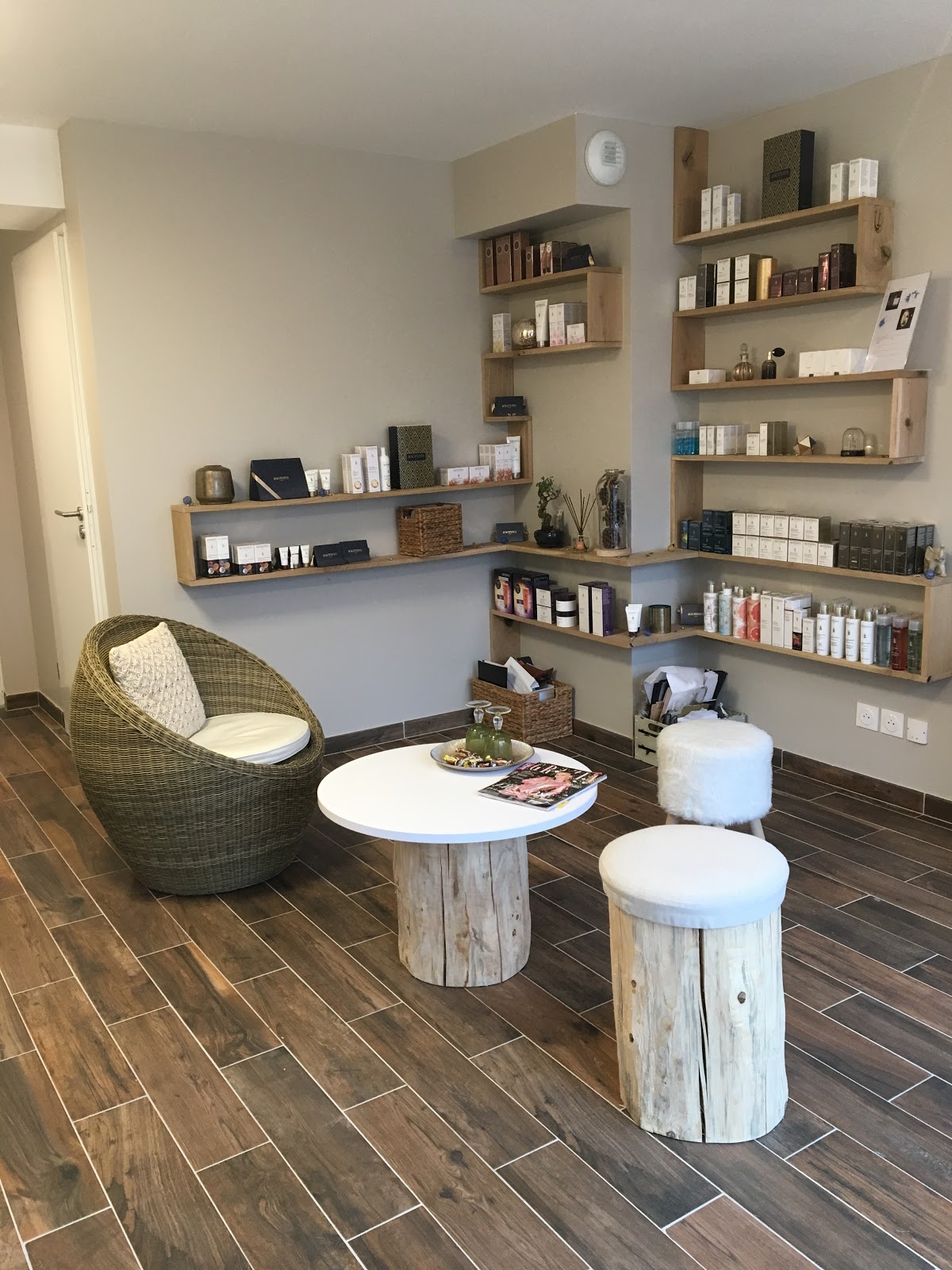 Les Plaisirs de la Beauté