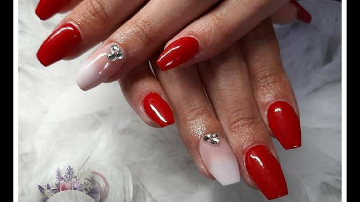 ÉLixir Beauté (technicienne de cils et prothésiste ongulaire)