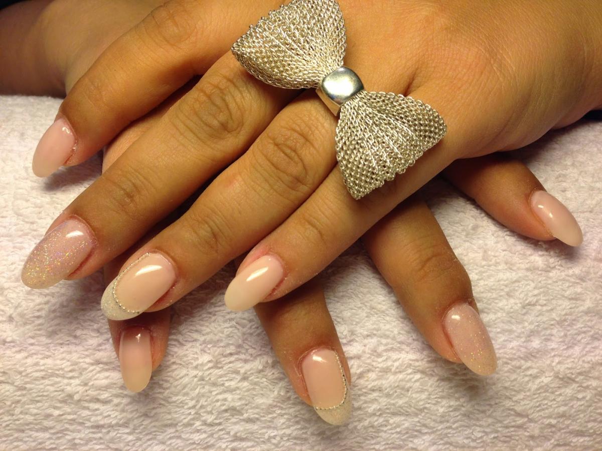 Vernis Sage / Pose d'ongles