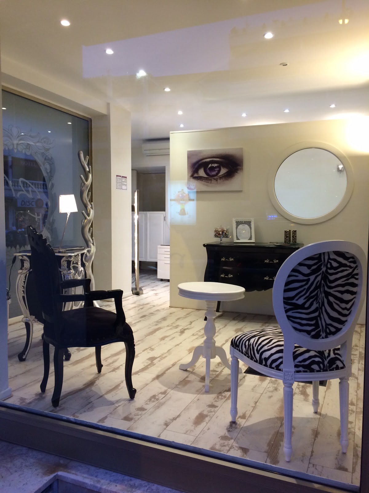 Scandine - Maquillage Permanent à Cannes