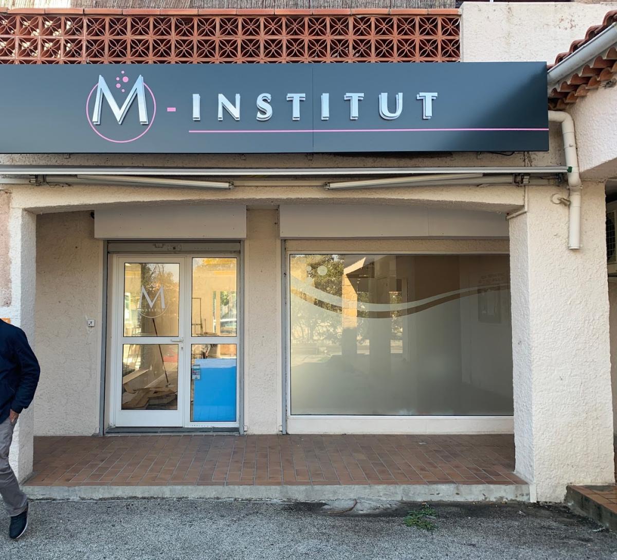 M INSTITUT