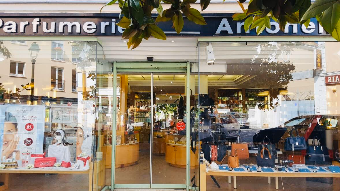 Antonella Institut de Beauté.