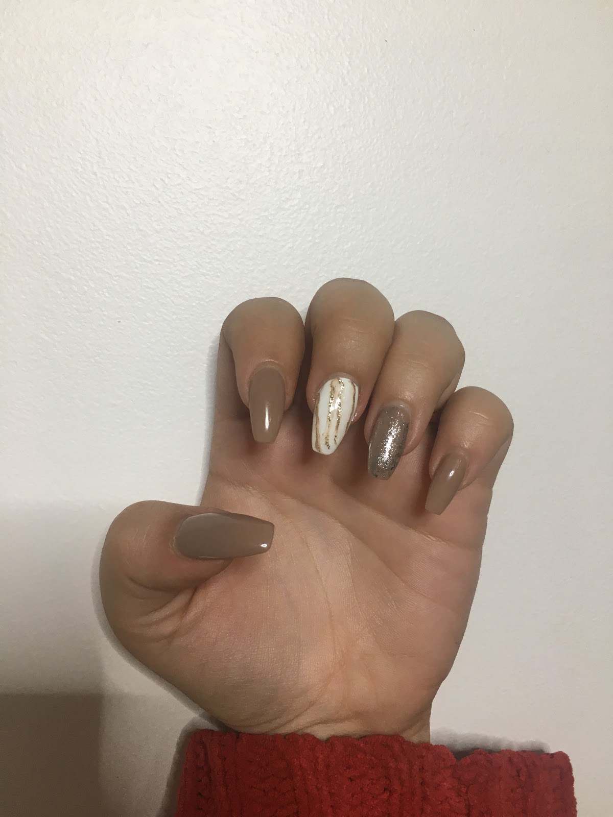 Les Ongles Et Cils D Aurélie