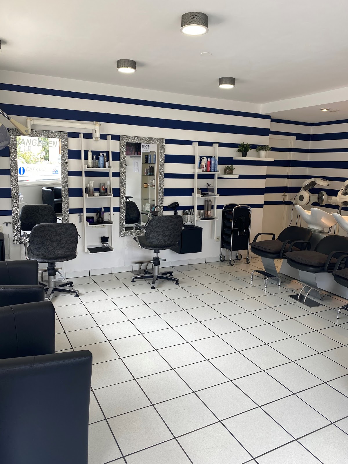 DJO Coiffure : Salon de coiffure et onglerie à Anthy-sur-Léman