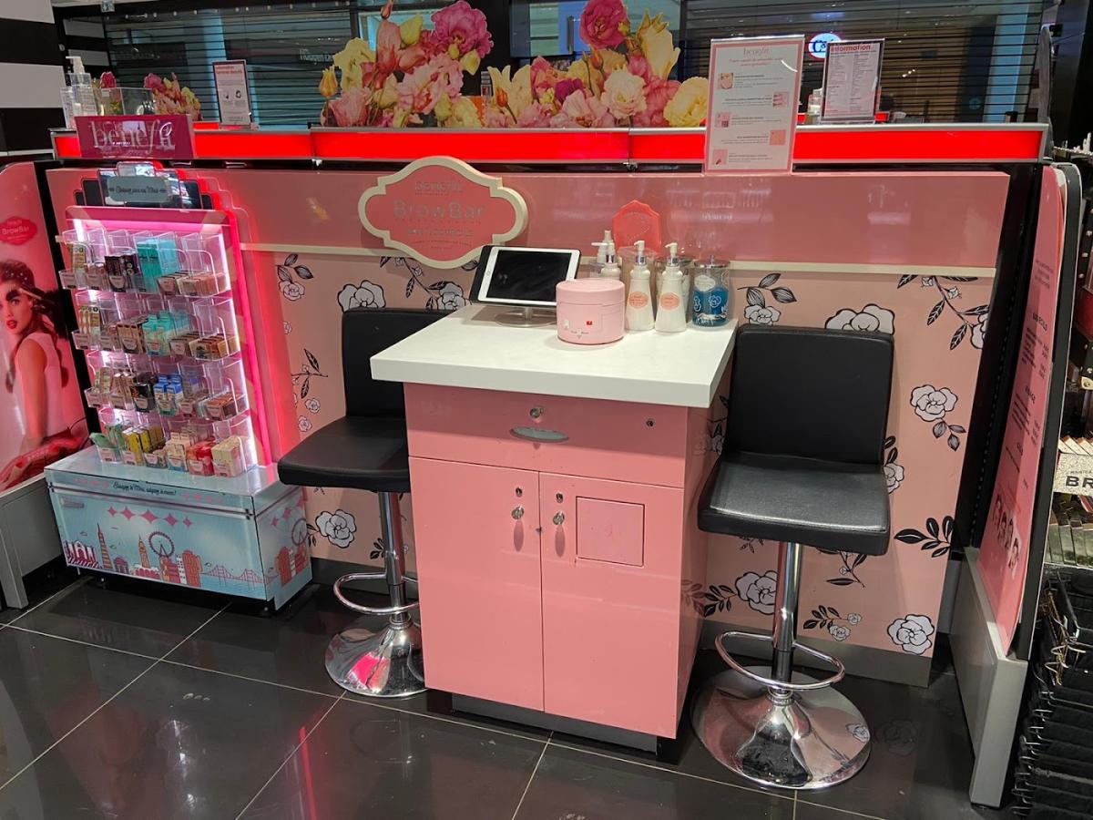 Bar à Sourcils - Benefit Brow Bar Rosny 2