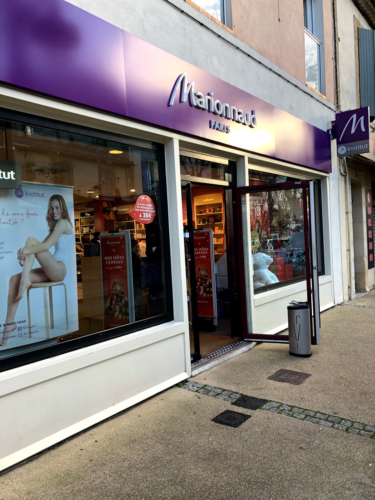 Marionnaud - Parfumerie & Institut