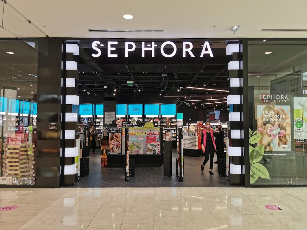 Bar à Sourcils - Benefit Brow Bar Lyon St Genis