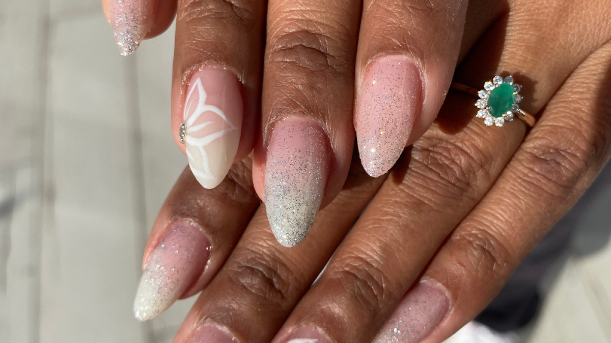 Émélie - Prothésiste ongulaire