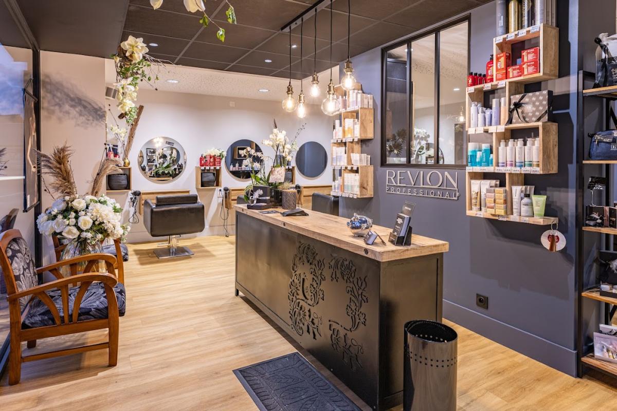 Aurore coiffeur styliste visagiste