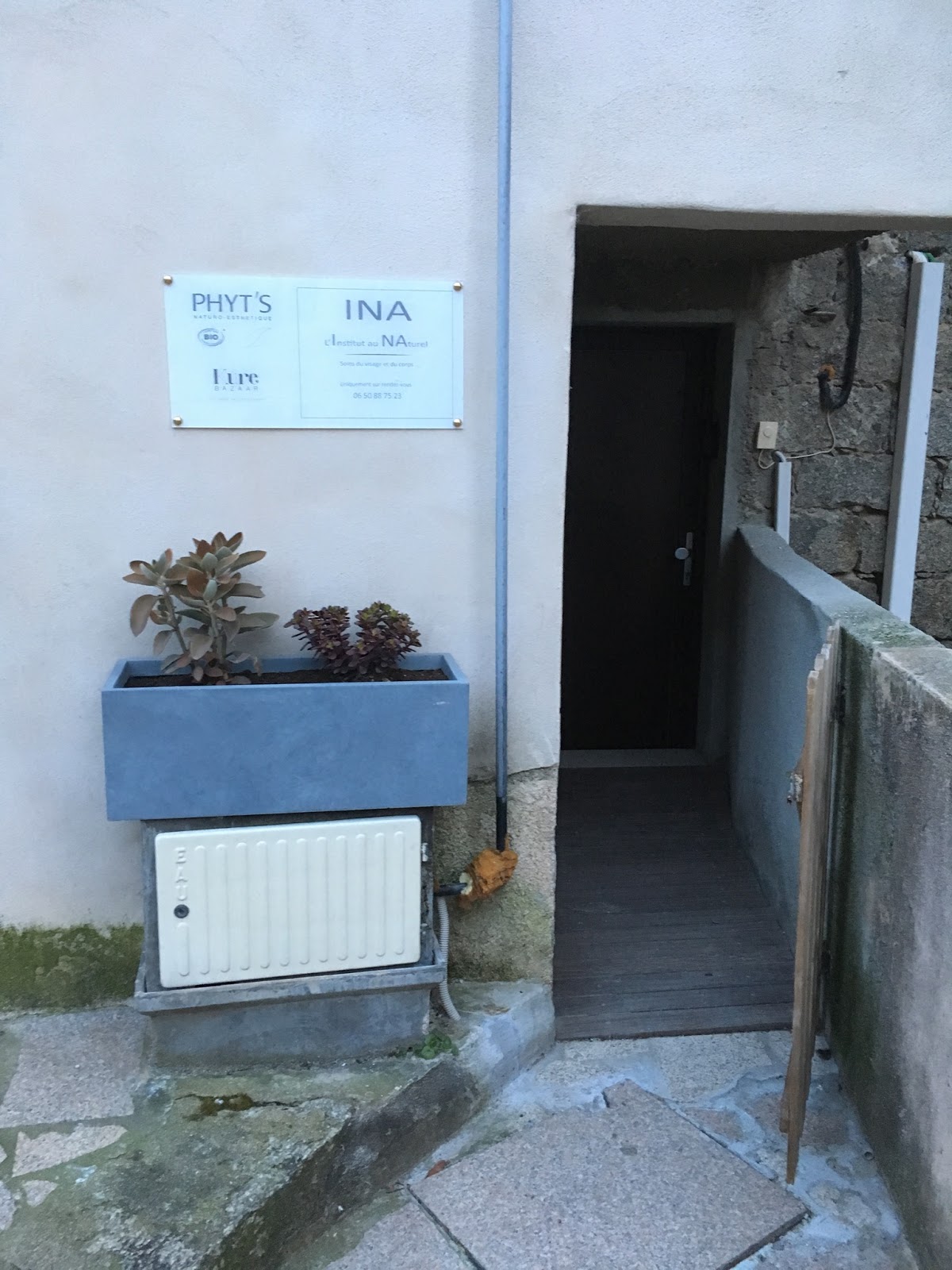 INA l’Institut au NAturel
