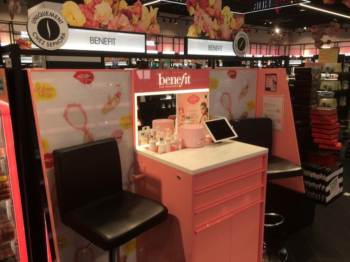 Bar à Sourcils - Brow Bar Benefit Parinor