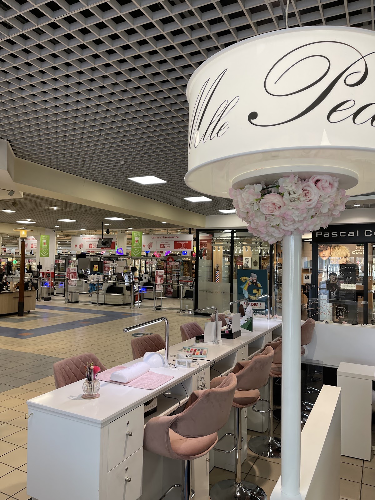 Mlle Pearl - Bar à Ongles