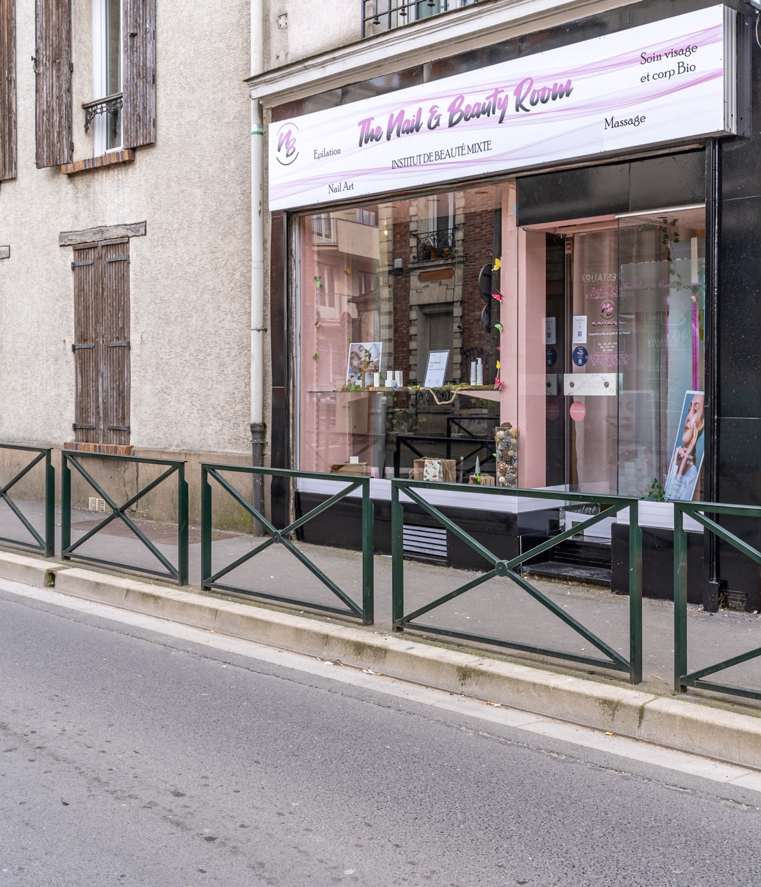 The Nail & Beauty Room