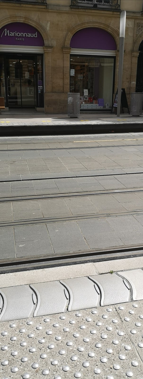 Marionnaud - Parfumerie & Institut