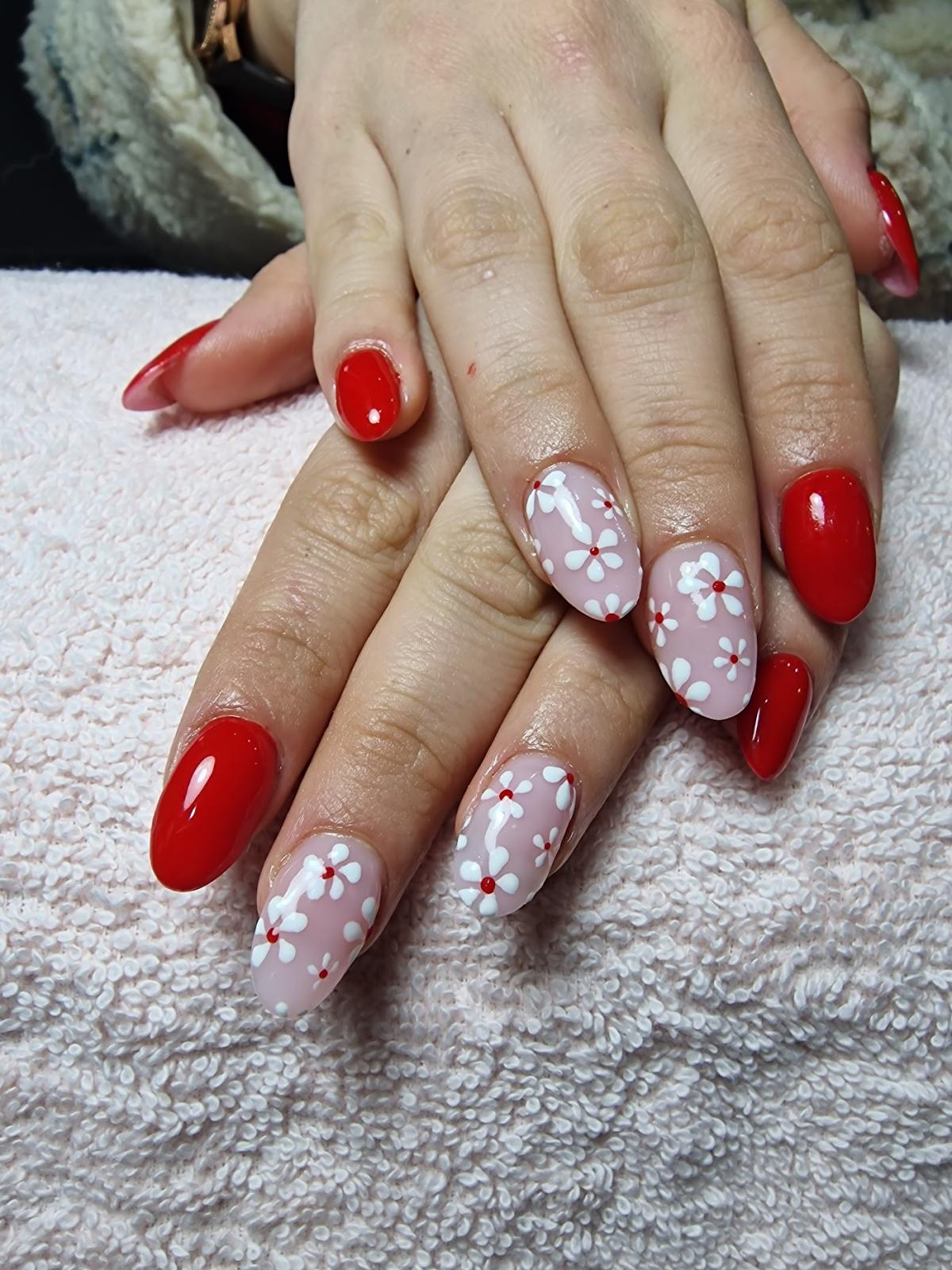 Petit'envies ( coiffure et onglerie )