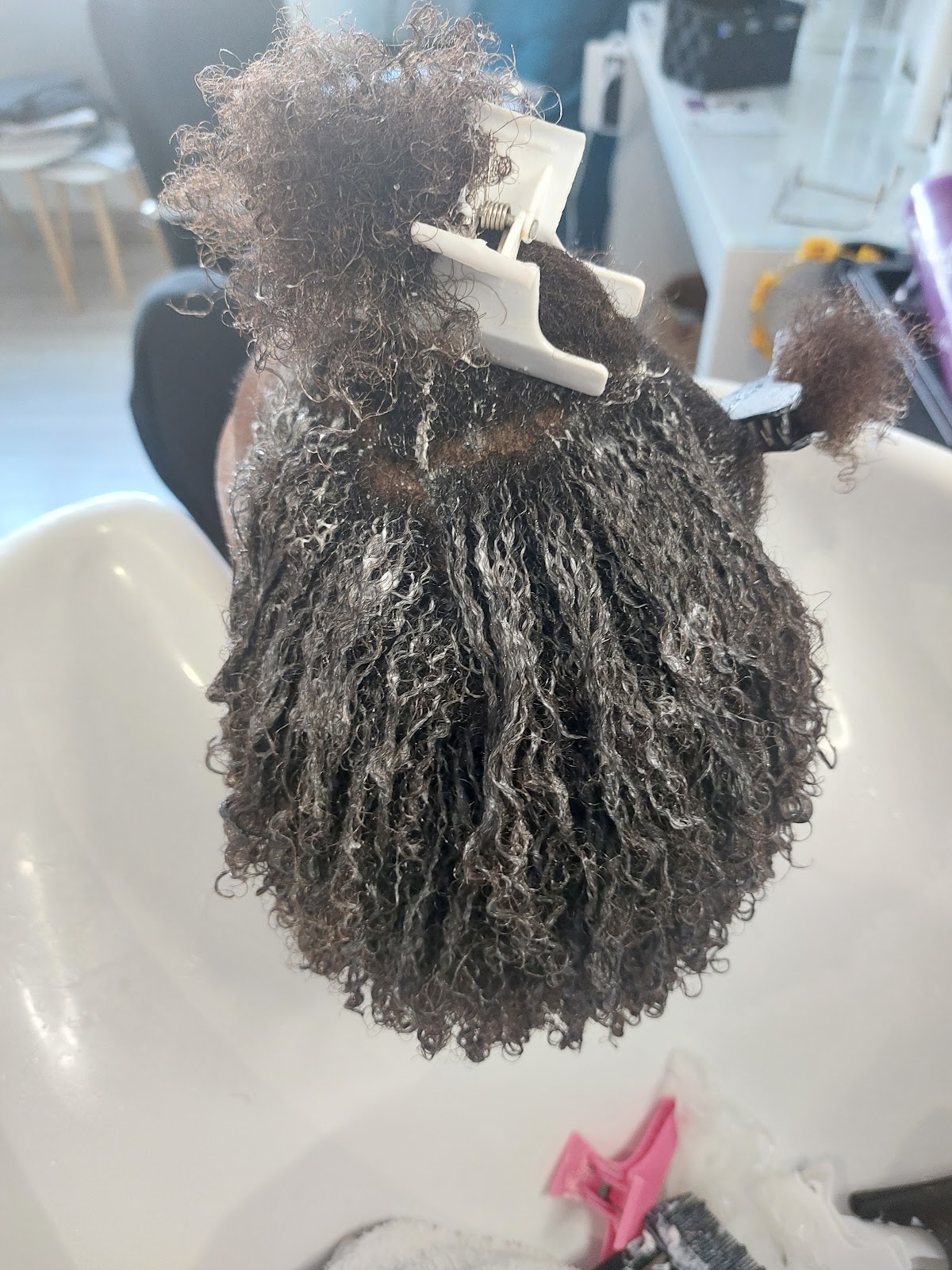 Jacky Studio Crépus e Bouclės