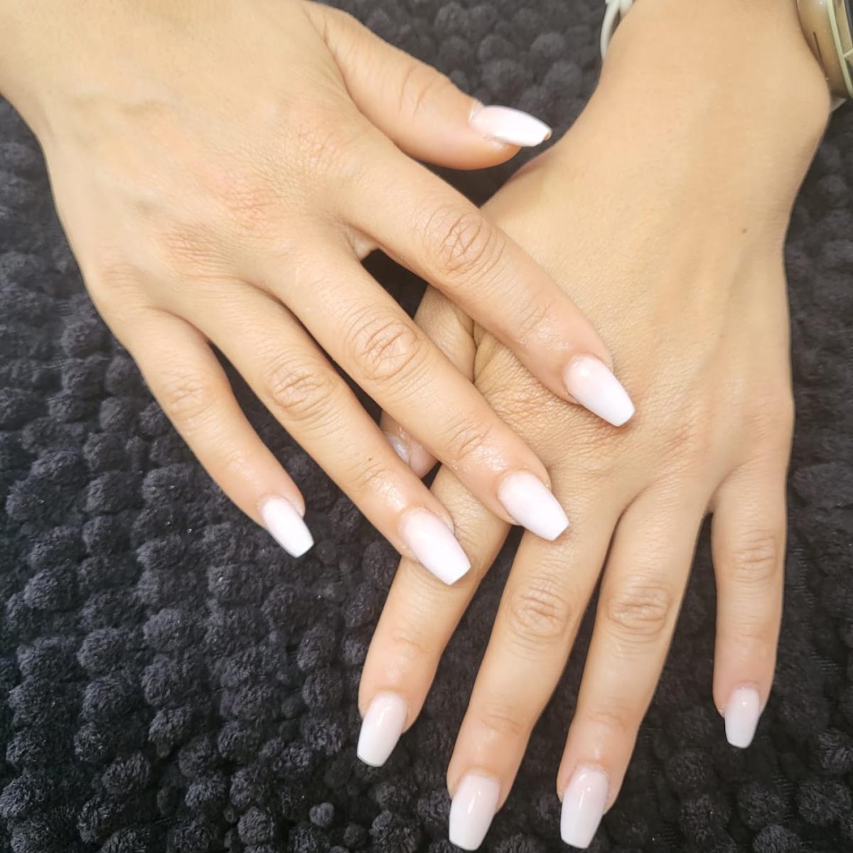 Miss Pretty - Prothésiste ongulaire