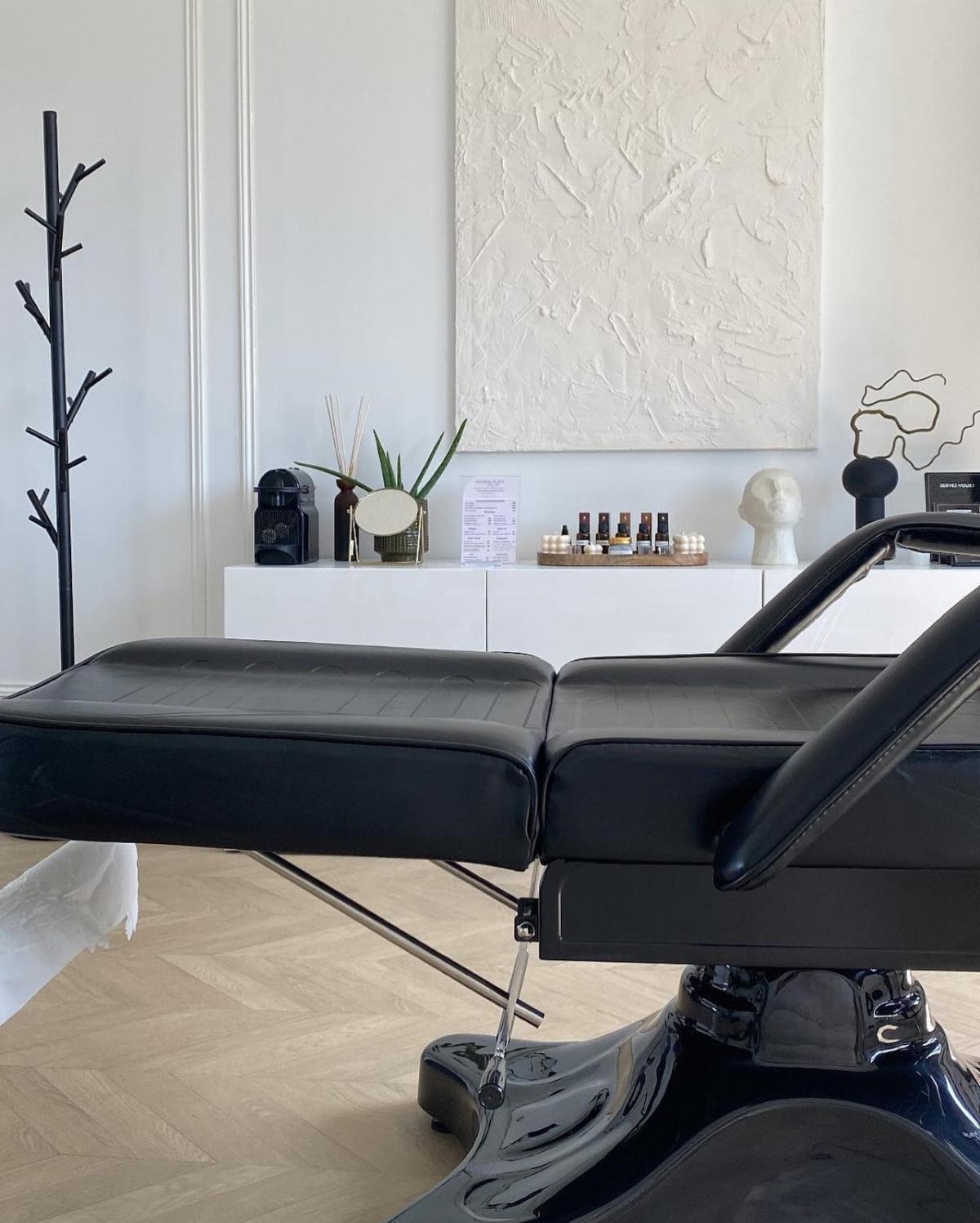 Melissa Guzel Brow Artist