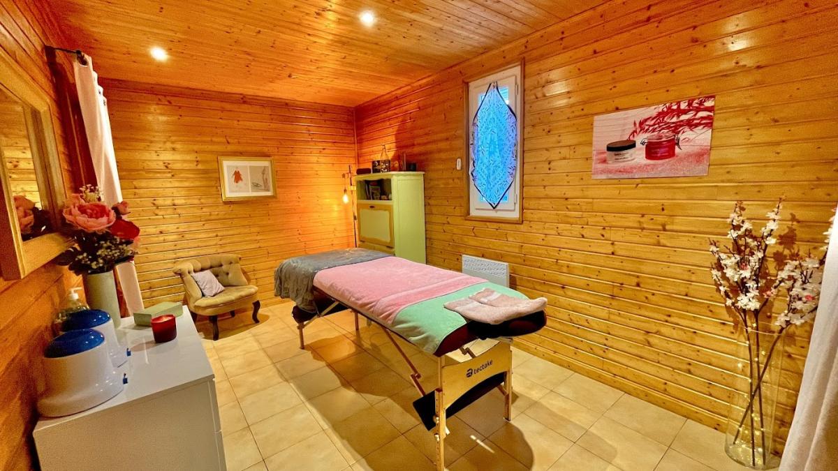 AliS' Glow - Institut de beauté et de massage au naturel à Ballaison à proximité de Bons en Chablais, Douvaine et Sciez
