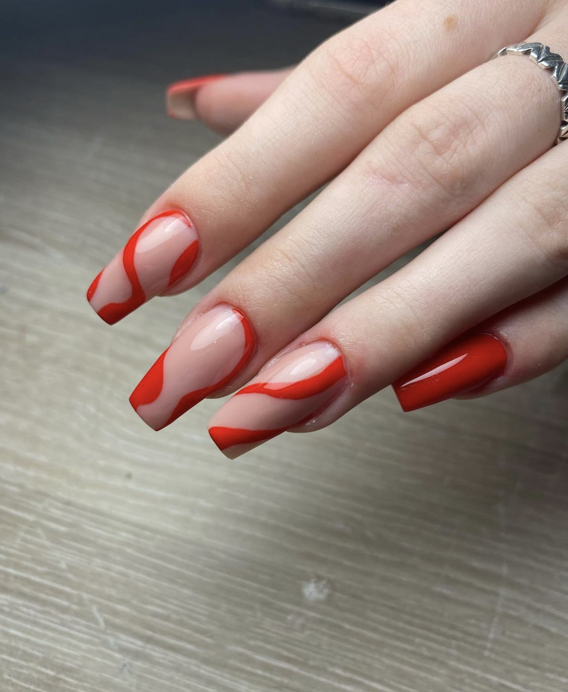 NAILS Bar