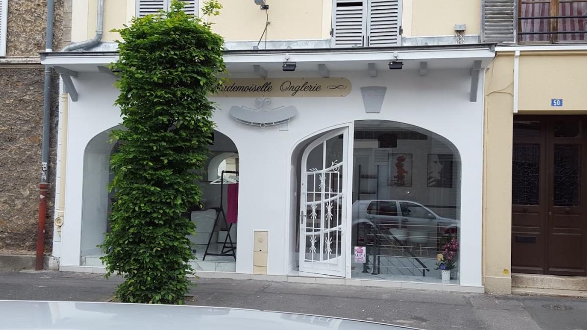 ONGLERIE MADEMOISELLE