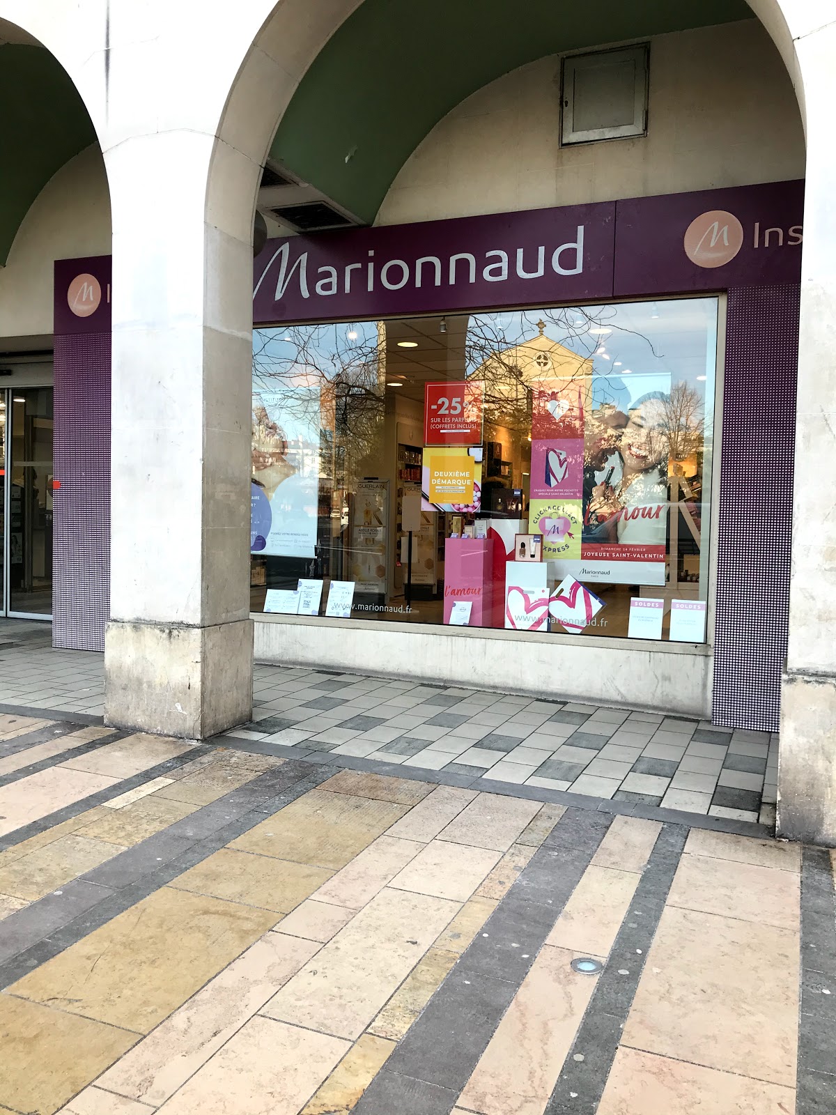 Marionnaud - Parfumerie & Institut