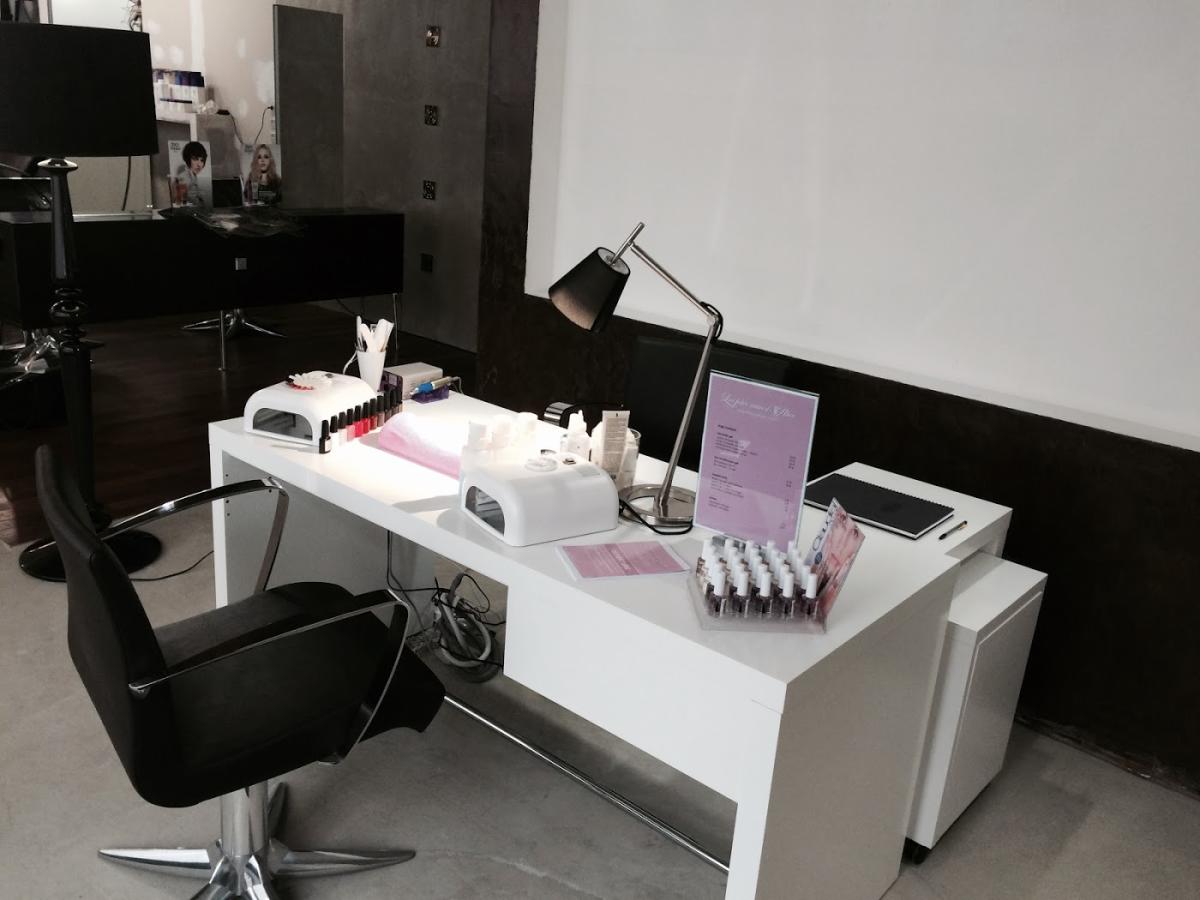 Les jolies mains d'Alice