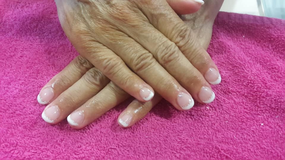 L'instant ongles (Prothésiste ongulaire)