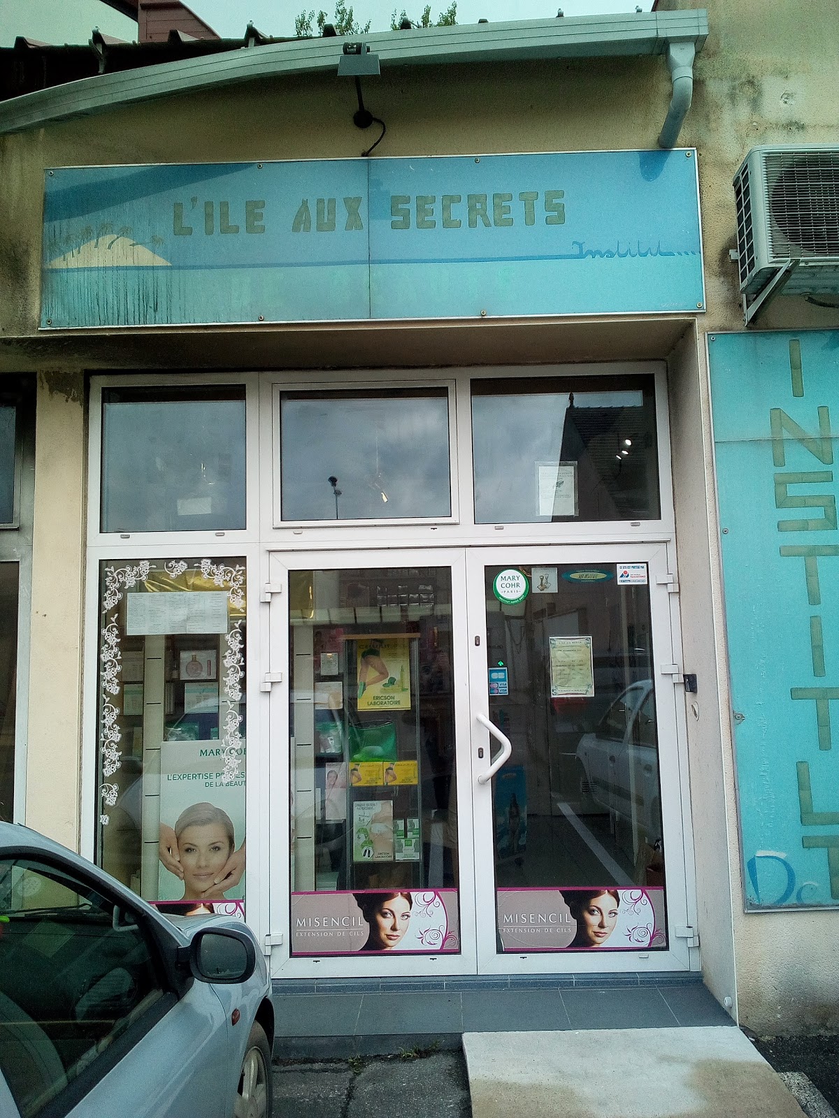 L'Ile Aux Secrets