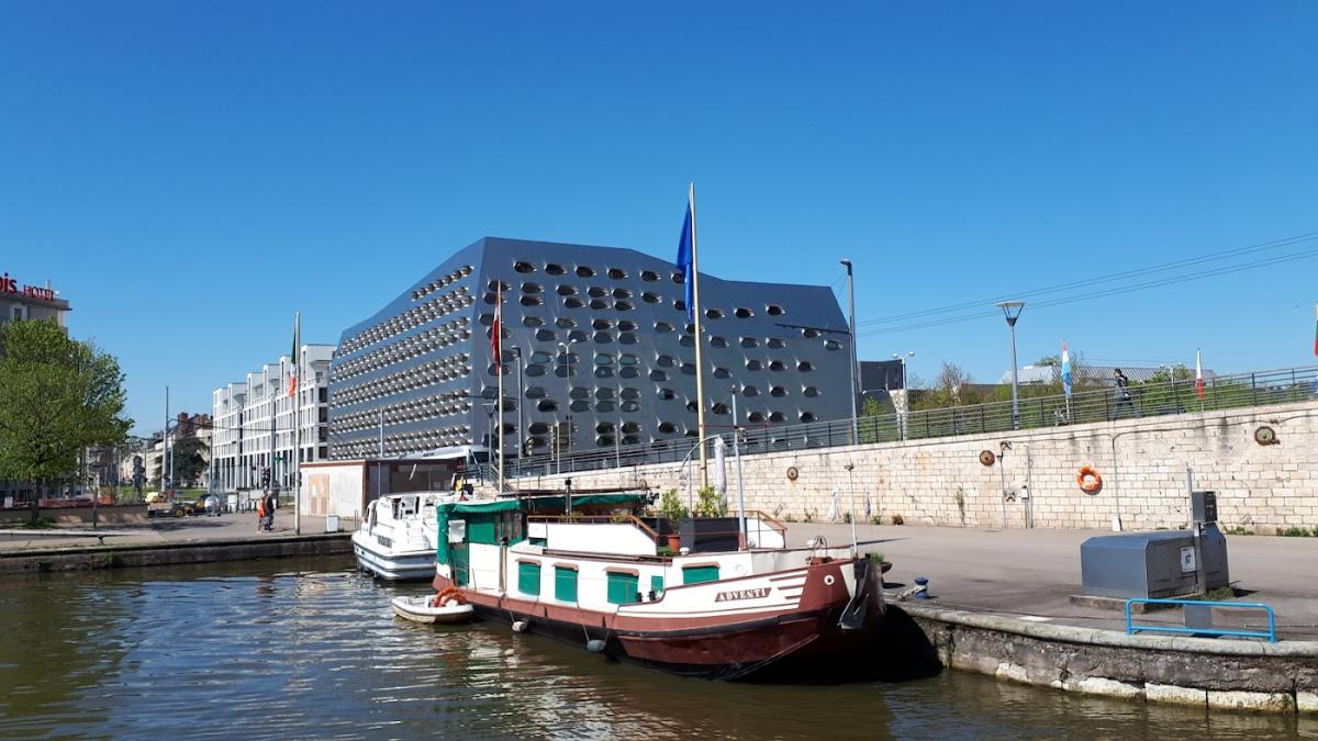 Epilation définitive au laser avec suivi médical