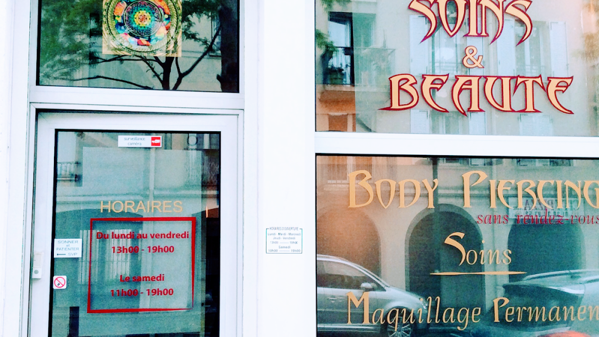 Soins & Beauté- Piercing