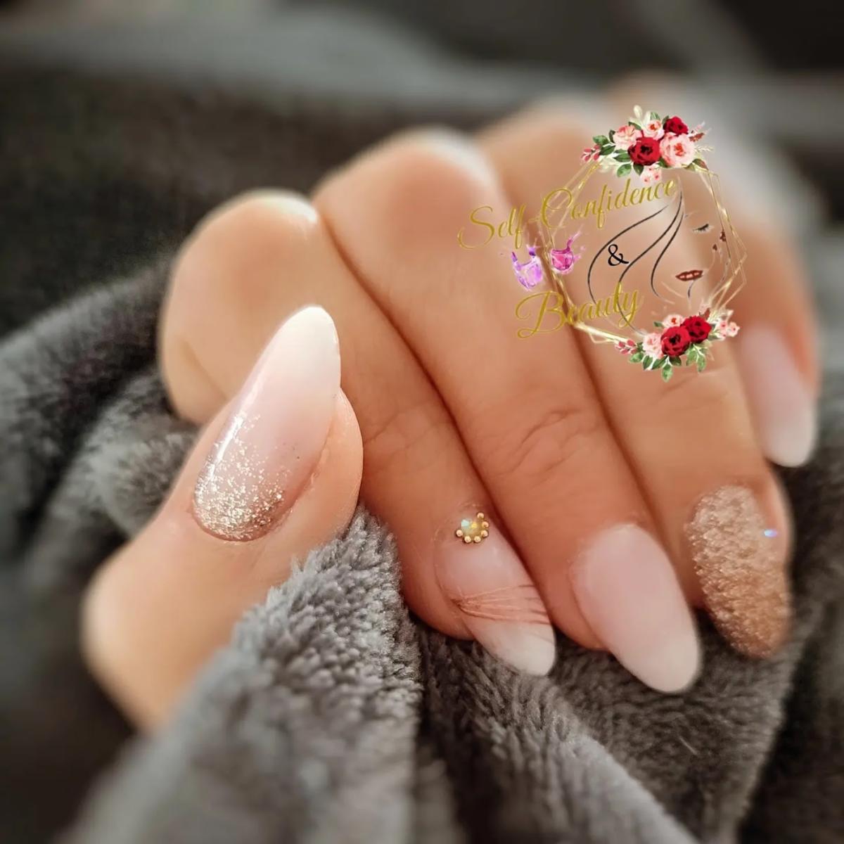 Self confidence and beauty prothésiste ongulaire