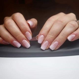 Salon de Manucure Charlotte Nedelec 0