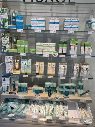 Salon de Manucure Yves Rocher 0