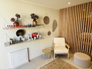 Salon de Manucure A Donna Porto-Vecchio 0