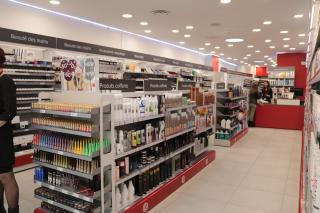 Salon de Manucure Gouiran Beauté Lyon - produits de coiffure et d'esthétique 0