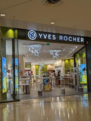 Salon de Manucure Yves Rocher 0