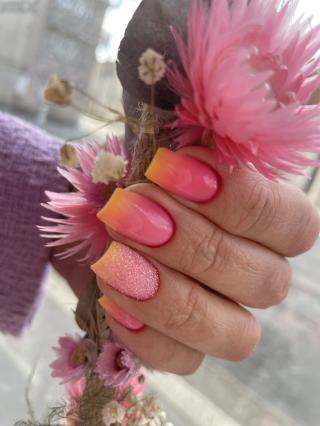 Salon de Manucure Nails en Folie 0